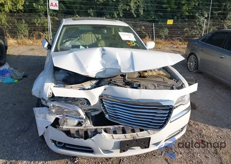 2014 Chrysler 300 from USA, damaged, VIN 2C3CCARG7EH203792